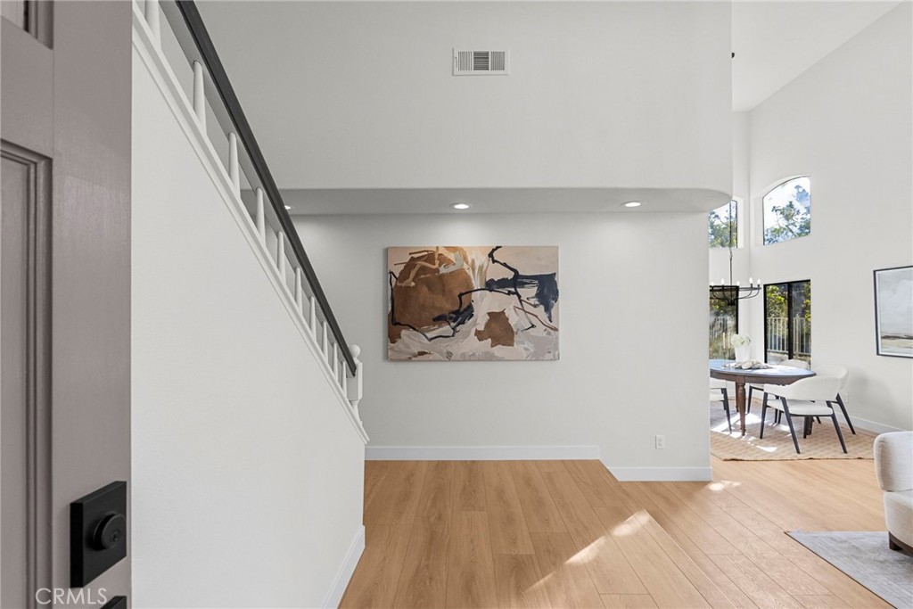 25340 Irving Lane Stevenson Ranch, CA 91381 - Photo 5 of 47