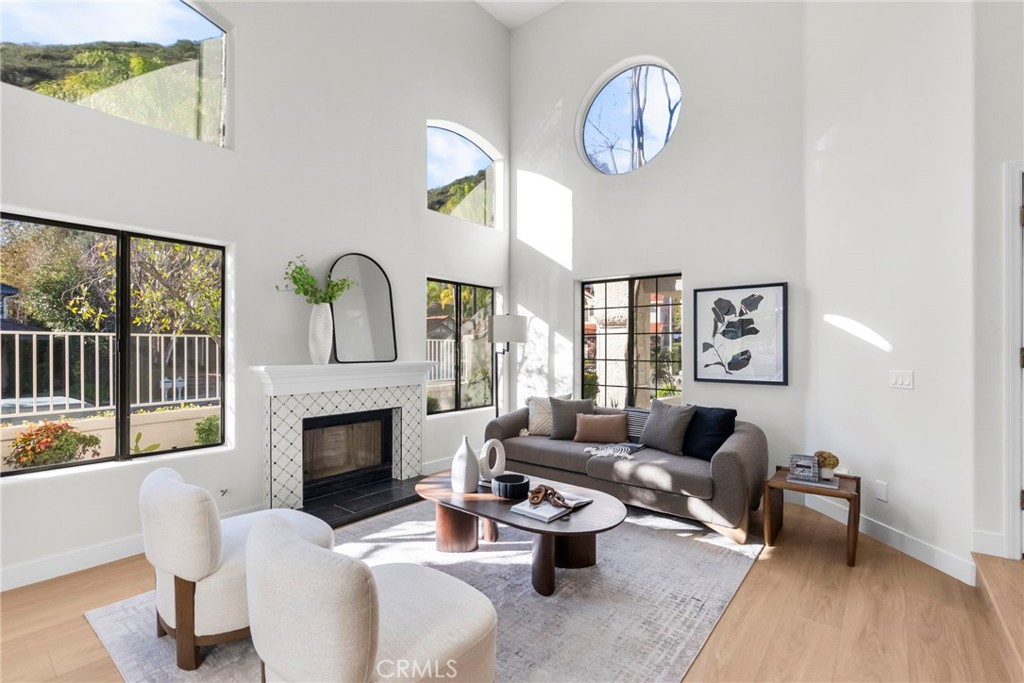 25340 Irving Lane Stevenson Ranch, CA 91381 - Photo 8 of 47