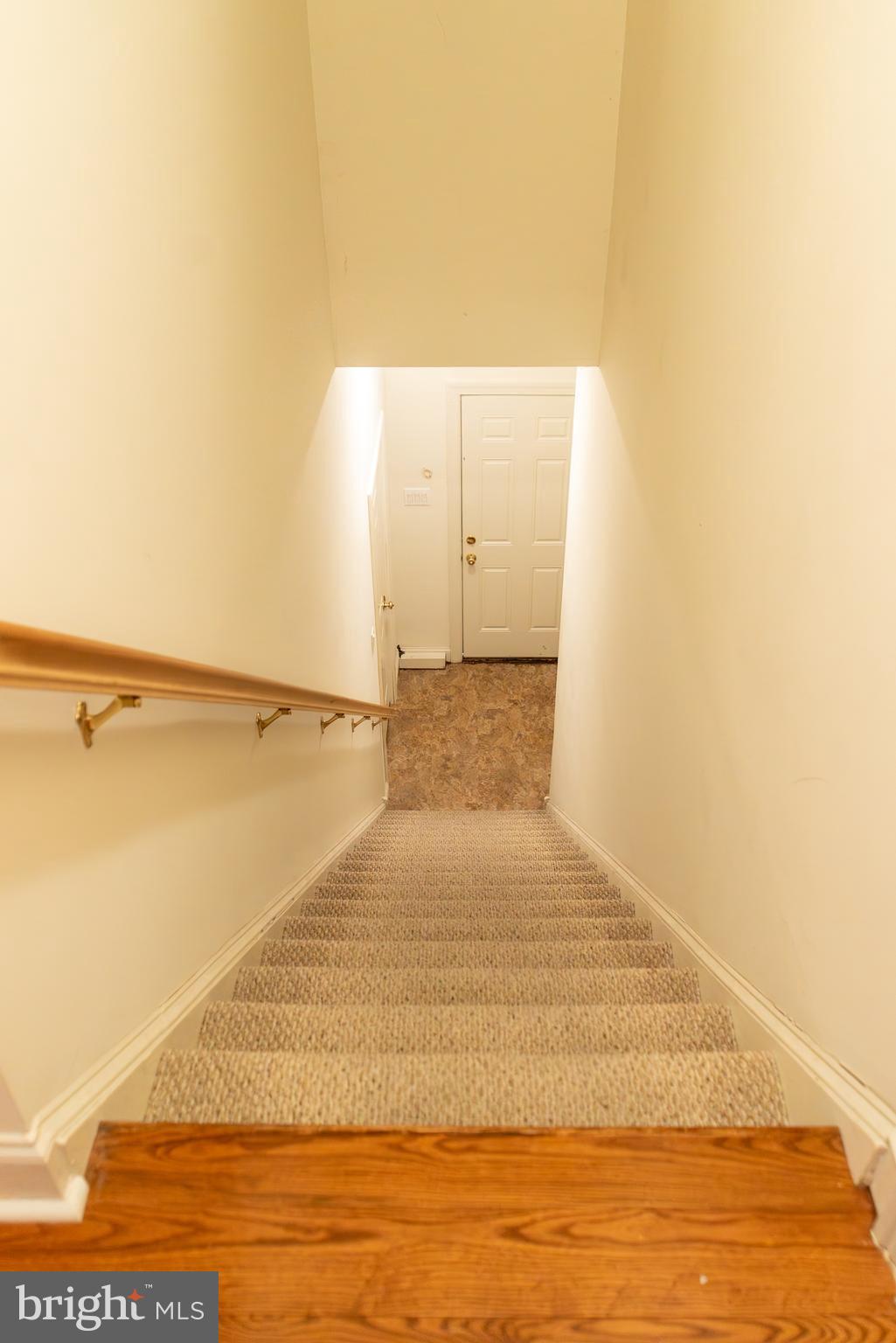 1160 Jefferson Lane Huntingdon Valley, PA 19006 - Photo 68 of 98 Guest Suite Entrance Stairs