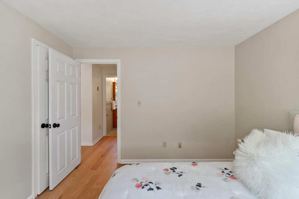 7 Locust Street Reading, MA 01867 - Photo 22 of 40 Gallery Image 22