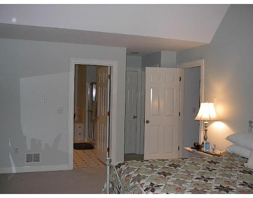 23 Jacob Amsden Road Westborough, MA 01581 - Photo 10 of 19 Gallery Image 10