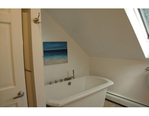 212 Hardwick Road Petersham, MA 01366 - Photo 13 of 17