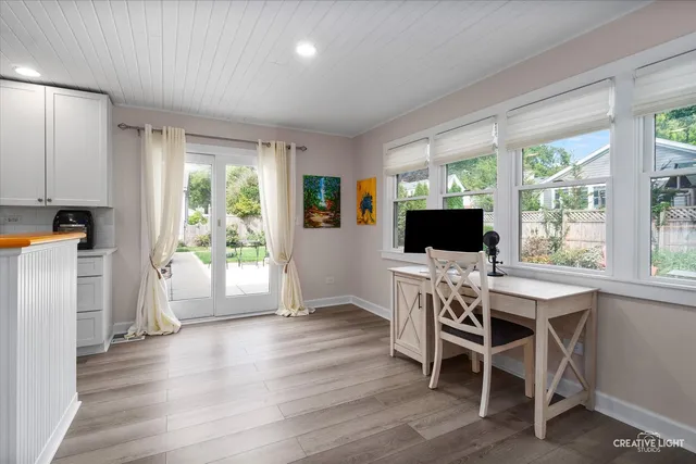 $525,000 | 909 South Main Street, Wheaton, IL 60189