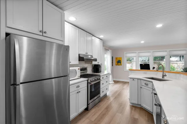 $525,000 | 909 South Main Street, Wheaton, IL 60189