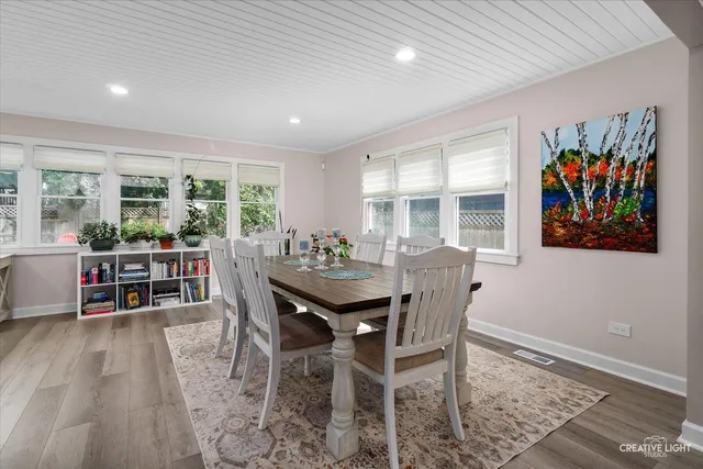 $525,000 | 909 South Main Street, Wheaton, IL 60189