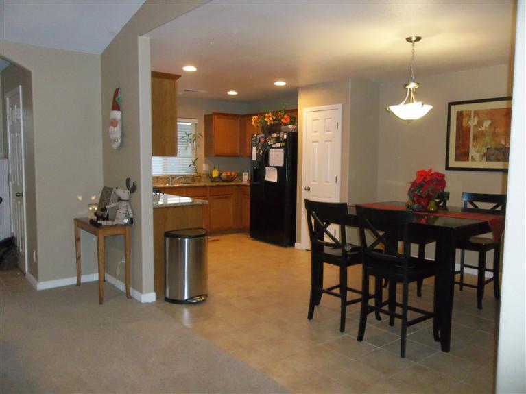 200 East Huntsman Avenue Reedley, CA 93654 - Photo 5 of 12 Gallery Image 5