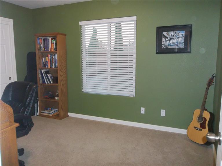 200 East Huntsman Avenue Reedley, CA 93654 - Photo 9 of 12 Gallery Image 9