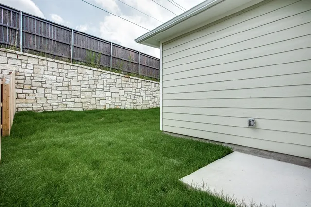 $2,195 | 11425 Lago De Garda Drive, Austin, TX 78747