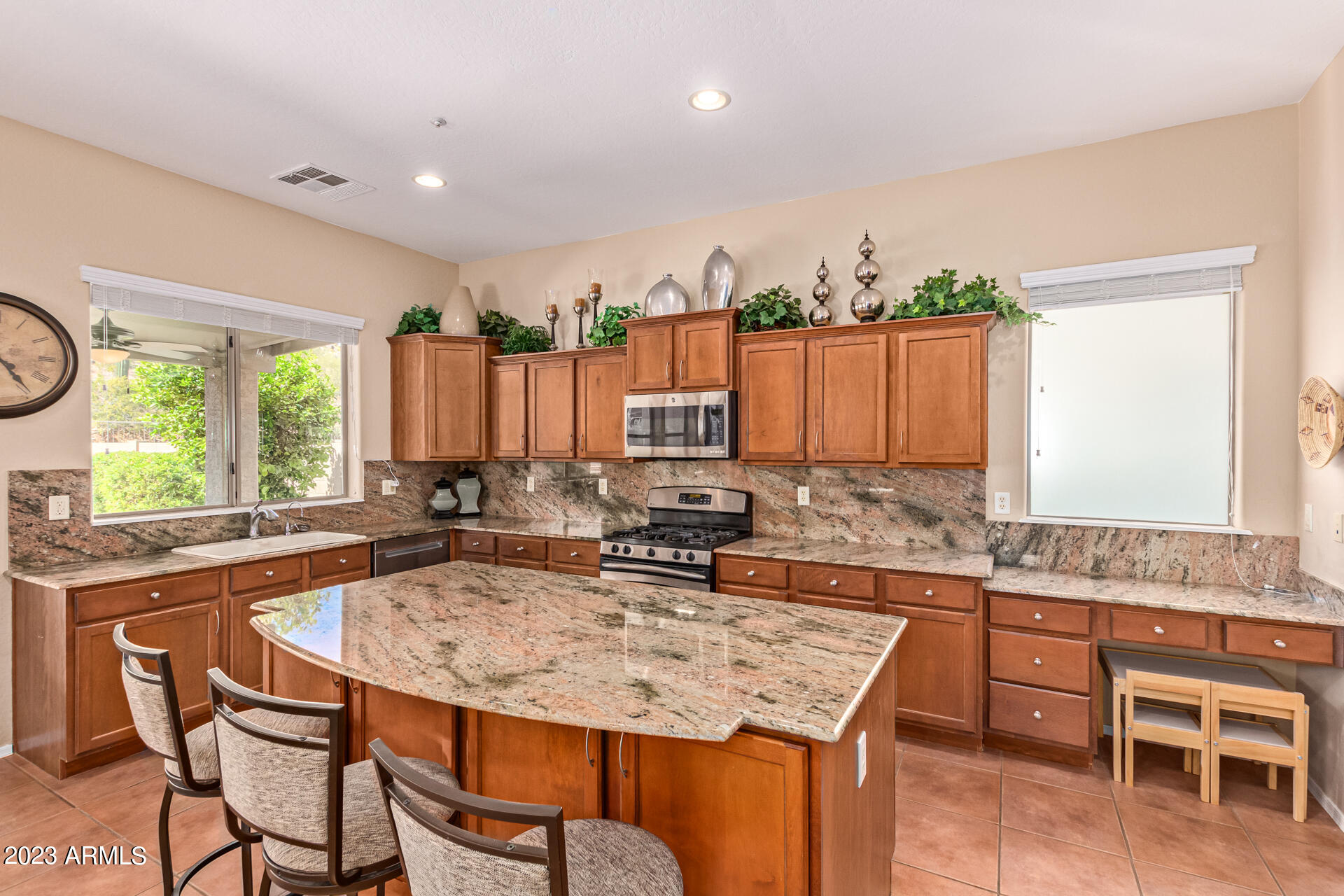 18479 Verdin Road Goodyear, AZ 85338 - Photo 14 of 44 17-Verdin