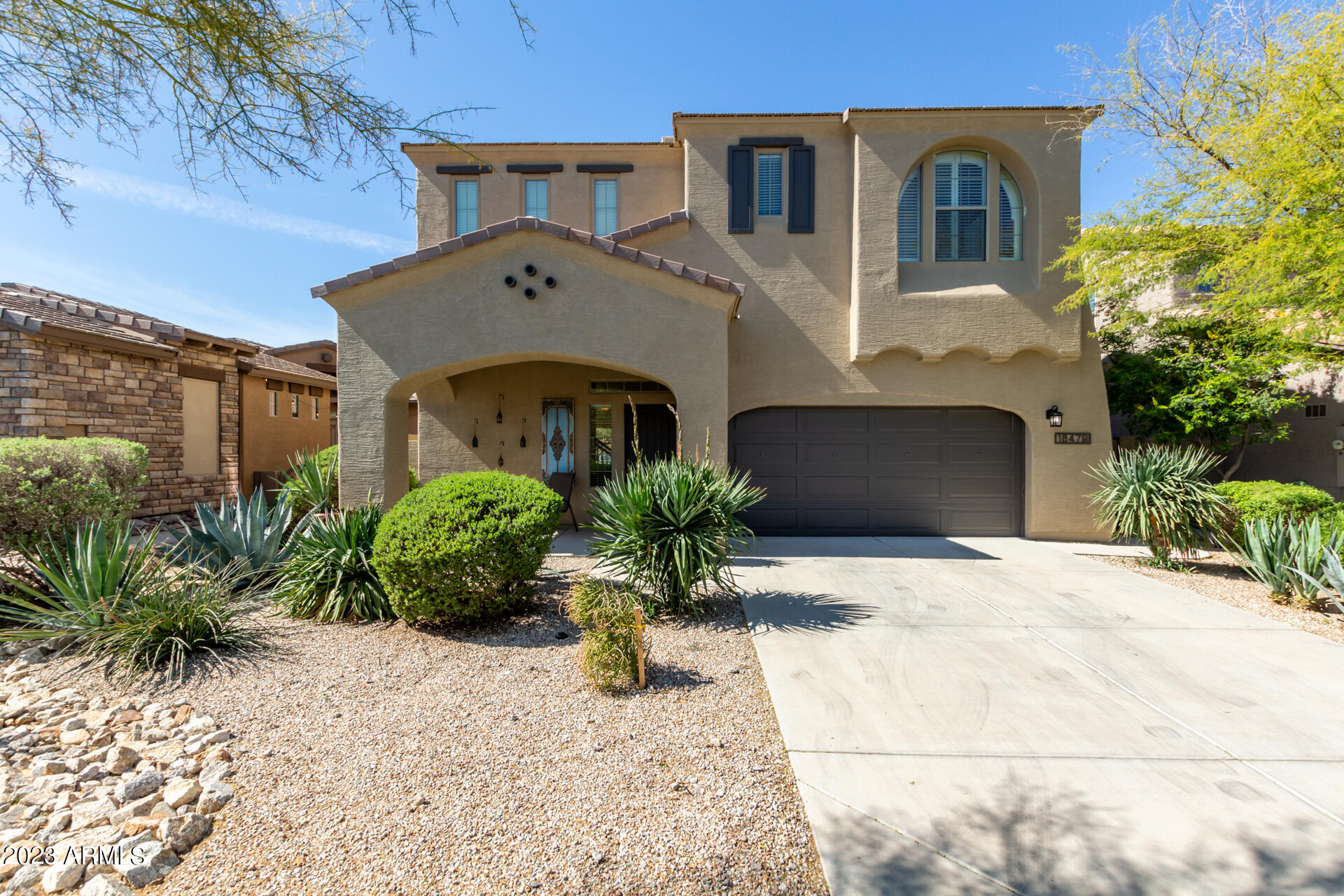 18479 Verdin Road Goodyear, AZ 85338 - Photo 4 of 44 01-Verdin