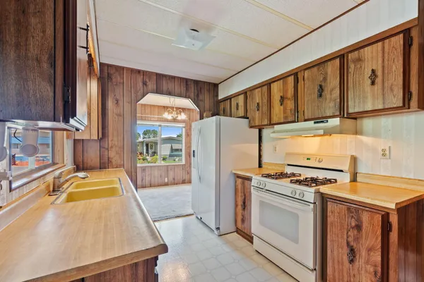$59,950 | 2093 Victor Avenue, Unit 29, Redding, CA 96002