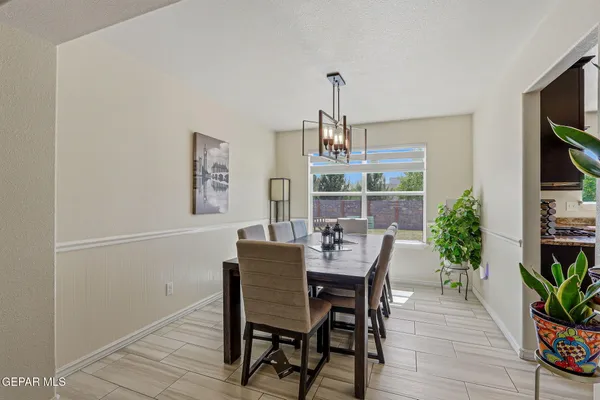 $369,000 | 600 Valley Plum Avenue, El Paso, TX 79932