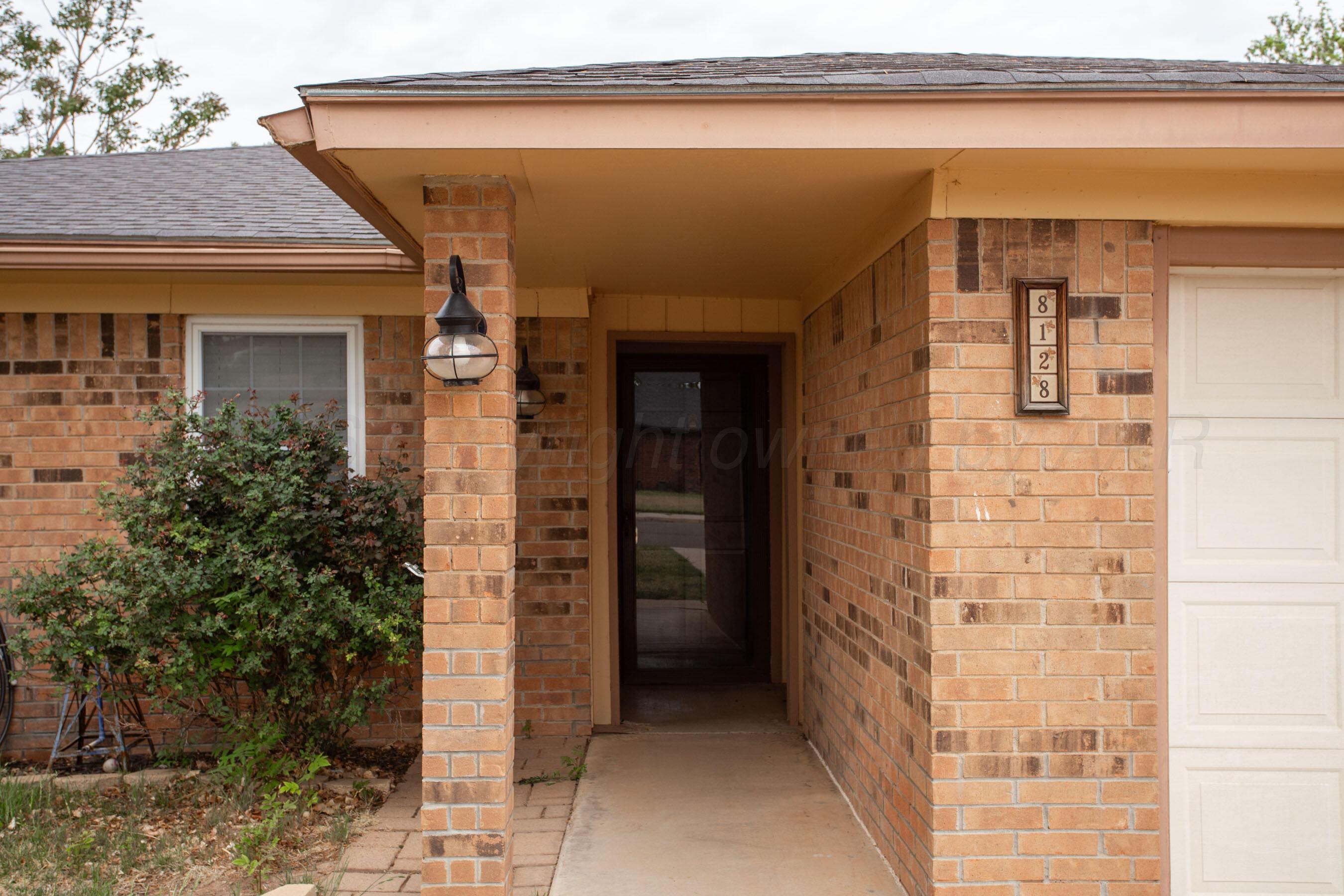 8128 Coronado Trail Amarillo, TX 79110 - Photo 3 of 25 Front View
