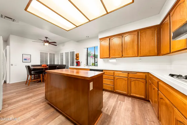 $629,900 | 5619 West Ave L4, Lancaster, CA 93536