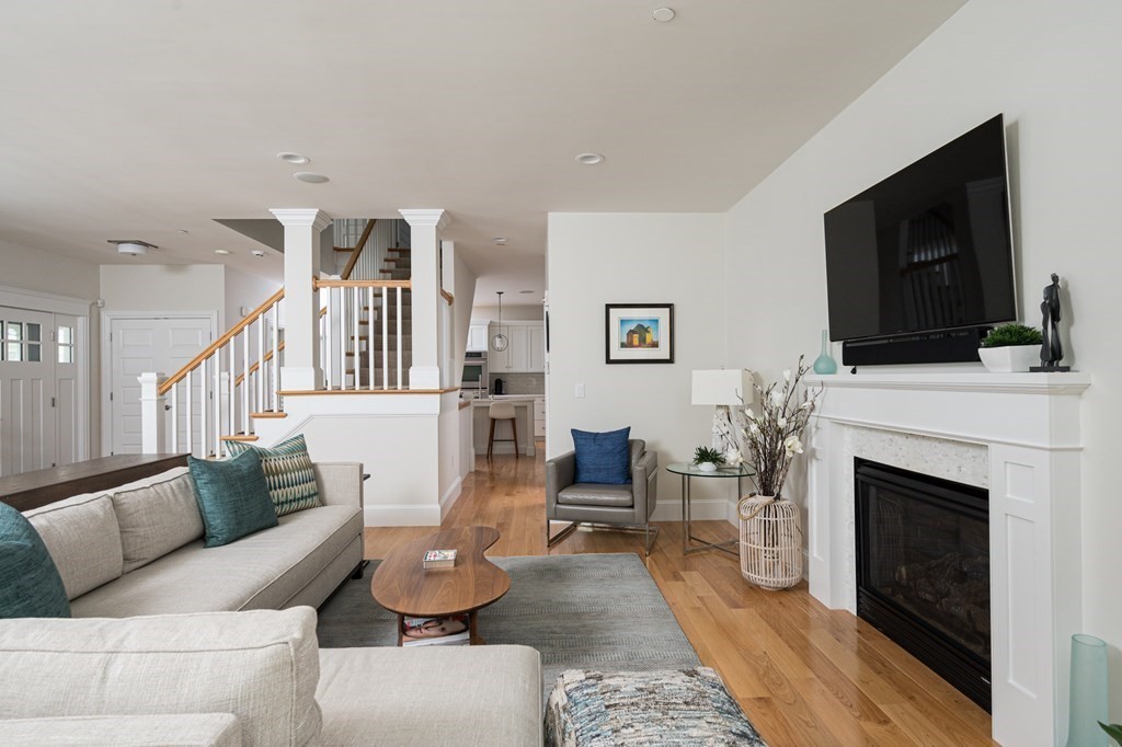 8 Backriver Road, Unit 8 Hingham, MA 02043 - Photo 10 of 27 Gallery Image 10