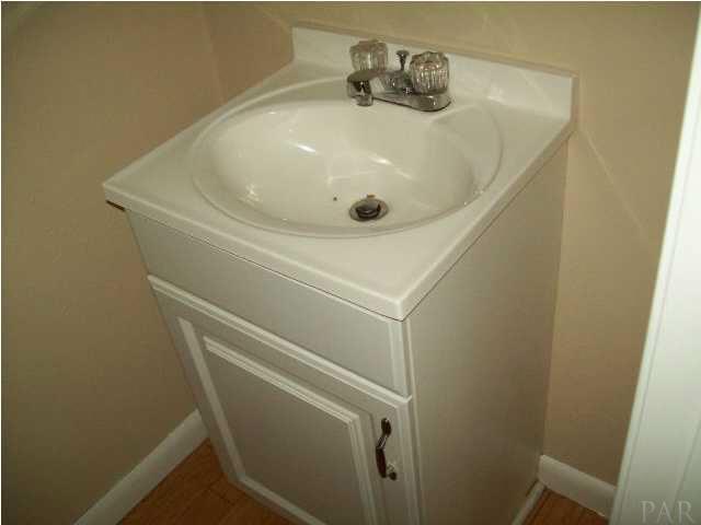 1252 East Burgess Road Pensacola, FL 32504 - Photo 2 of 13