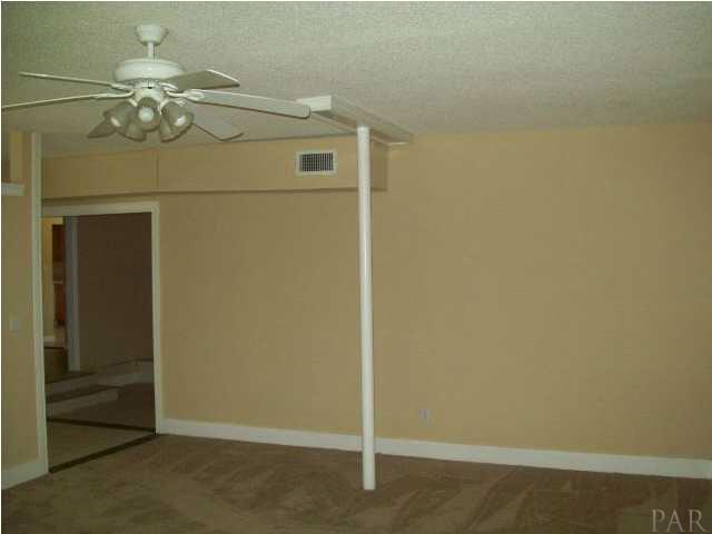 1252 East Burgess Road Pensacola, FL 32504 - Photo 4 of 13