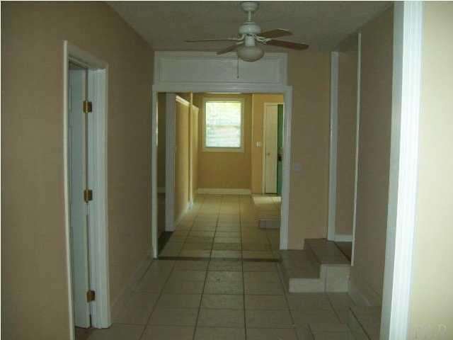 1252 East Burgess Road Pensacola, FL 32504 - Photo 6 of 13