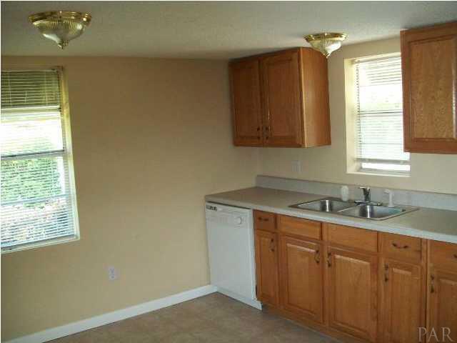 1252 East Burgess Road Pensacola, FL 32504 - Photo 10 of 13