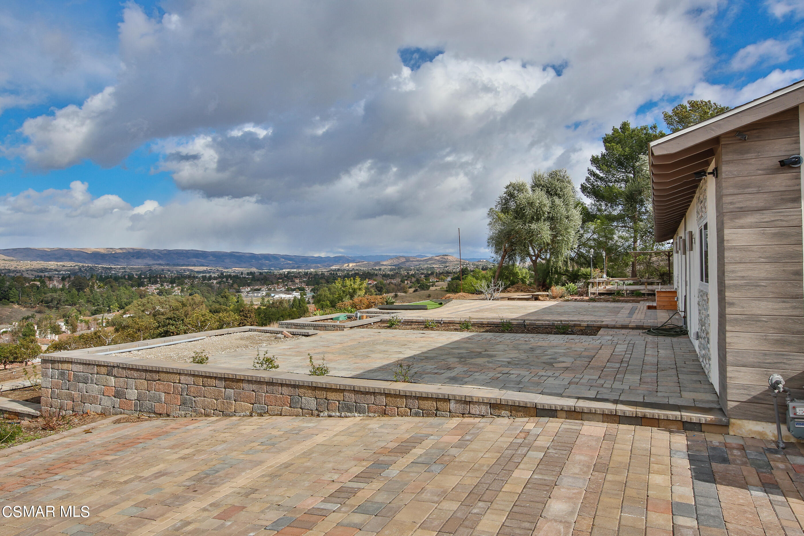 3836 Dalaway Drive Moorpark, CA 93021 - Photo 9 of 29 a view of a basketball court