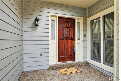 $599,900 | 14033 Woods Mill Cove Drive, Chesterfield, MO 63017