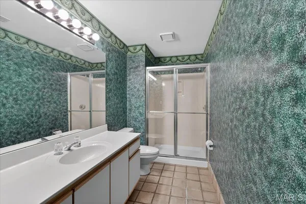 $599,900 | 14033 Woods Mill Cove Drive, Chesterfield, MO 63017