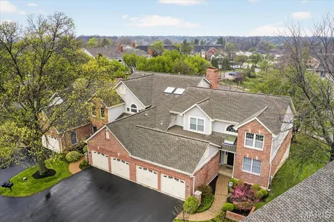 $599,900 | 14033 Woods Mill Cove Drive, Chesterfield, MO 63017