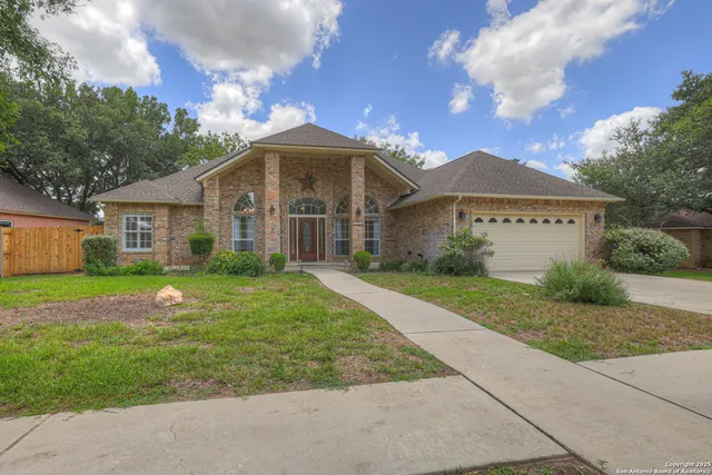 $430,000 | 1781 Oak Forest Drive, New Braunfels, TX 78132