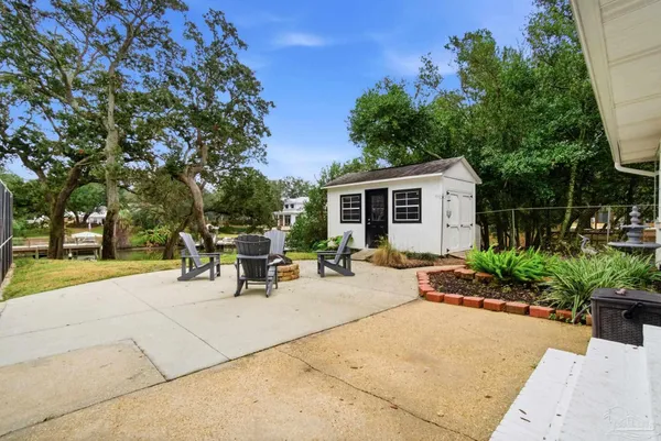 $1,799,000 | 2 Highpoint Drive, Gulf Breeze, FL 32561
