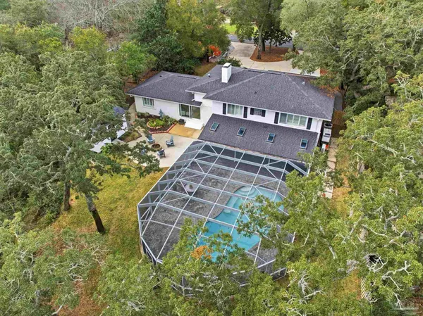 $1,799,000 | 2 Highpoint Drive, Gulf Breeze, FL 32561