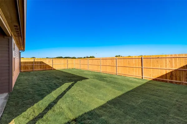 $1,750 | 1430 Warringwood Drive, Greenville, TX 75402