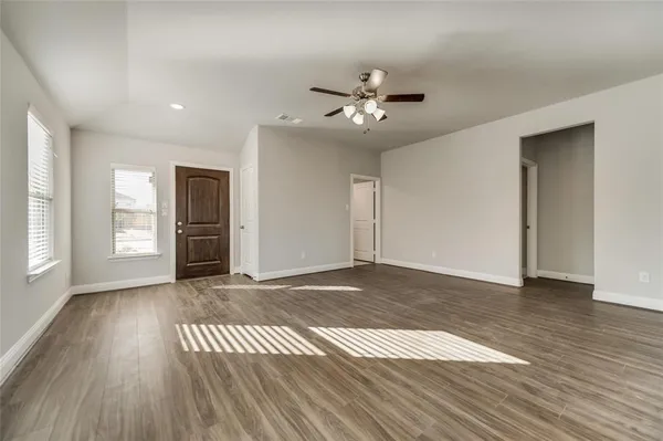 $1,750 | 1430 Warringwood Drive, Greenville, TX 75402