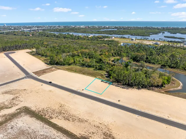 a view of outdoor space and city view
