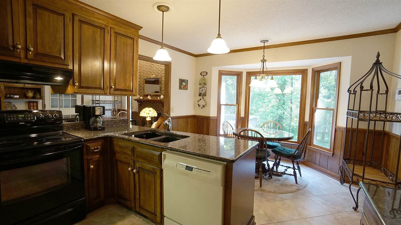 5113 Forest Creek Road Raleigh, NC 27606 - Photo 8 of 30 Kitchen