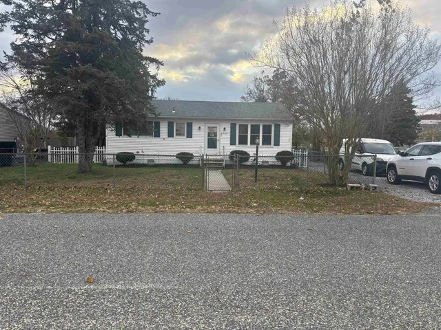 $489,900 | 323 Willow Drive, Erma, NJ 08204