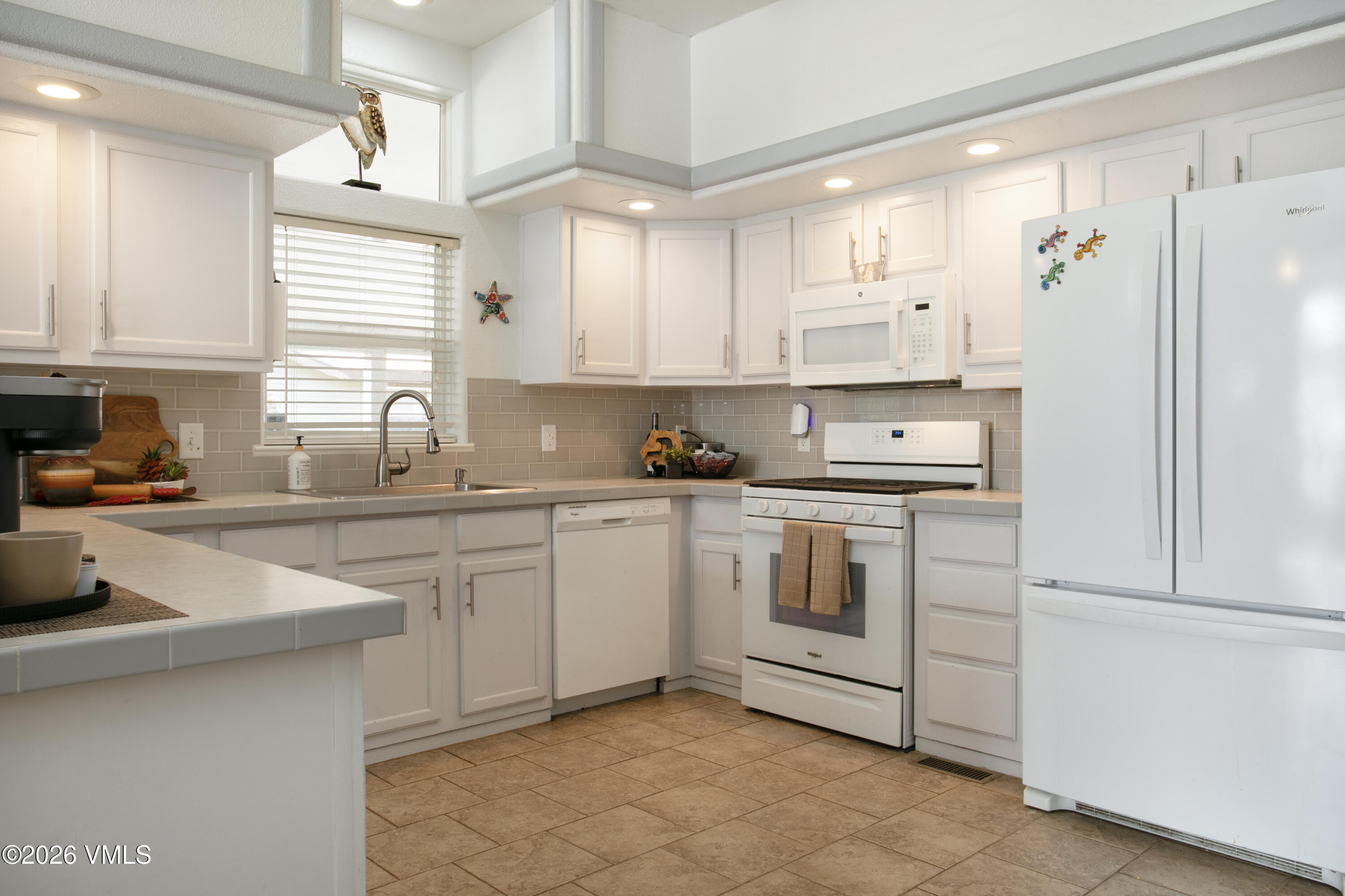 161 Haymaker Loop Gypsum, CO 81637 - Photo 6 of 35 161 Haymaker-006