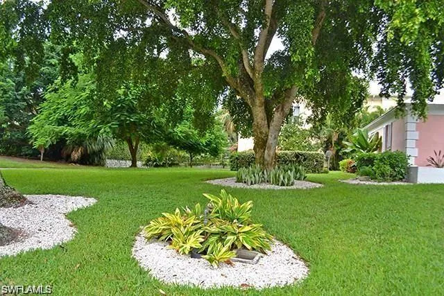 $15,000 | 320 Gulf Shore Boulevard South, Naples, FL 34102