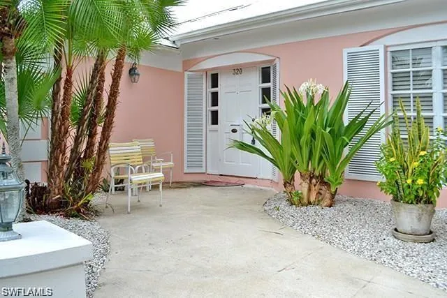 $15,000 | 320 Gulf Shore Boulevard South, Naples, FL 34102