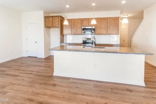 $299,900 | 172 Courtside Drive, Dunn, NC 28334