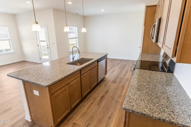 $299,900 | 172 Courtside Drive, Dunn, NC 28334