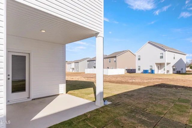 $299,900 | 172 Courtside Drive, Dunn, NC 28334