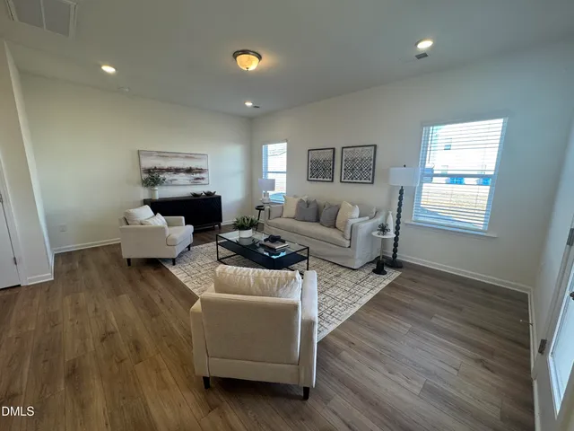 $299,900 | 172 Courtside Drive, Dunn, NC 28334