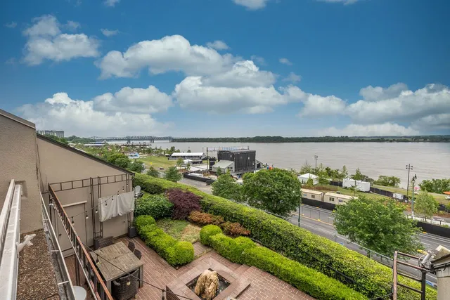 a picture of houses with outdoor space