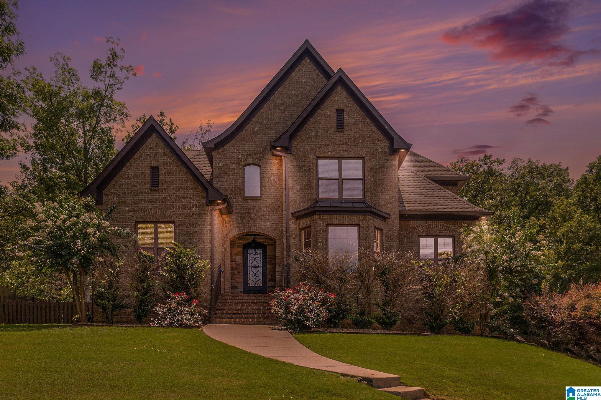 398 Knightsbridge Alabaster, AL 35007 - Photo 1 of 55 Gallery Image 1