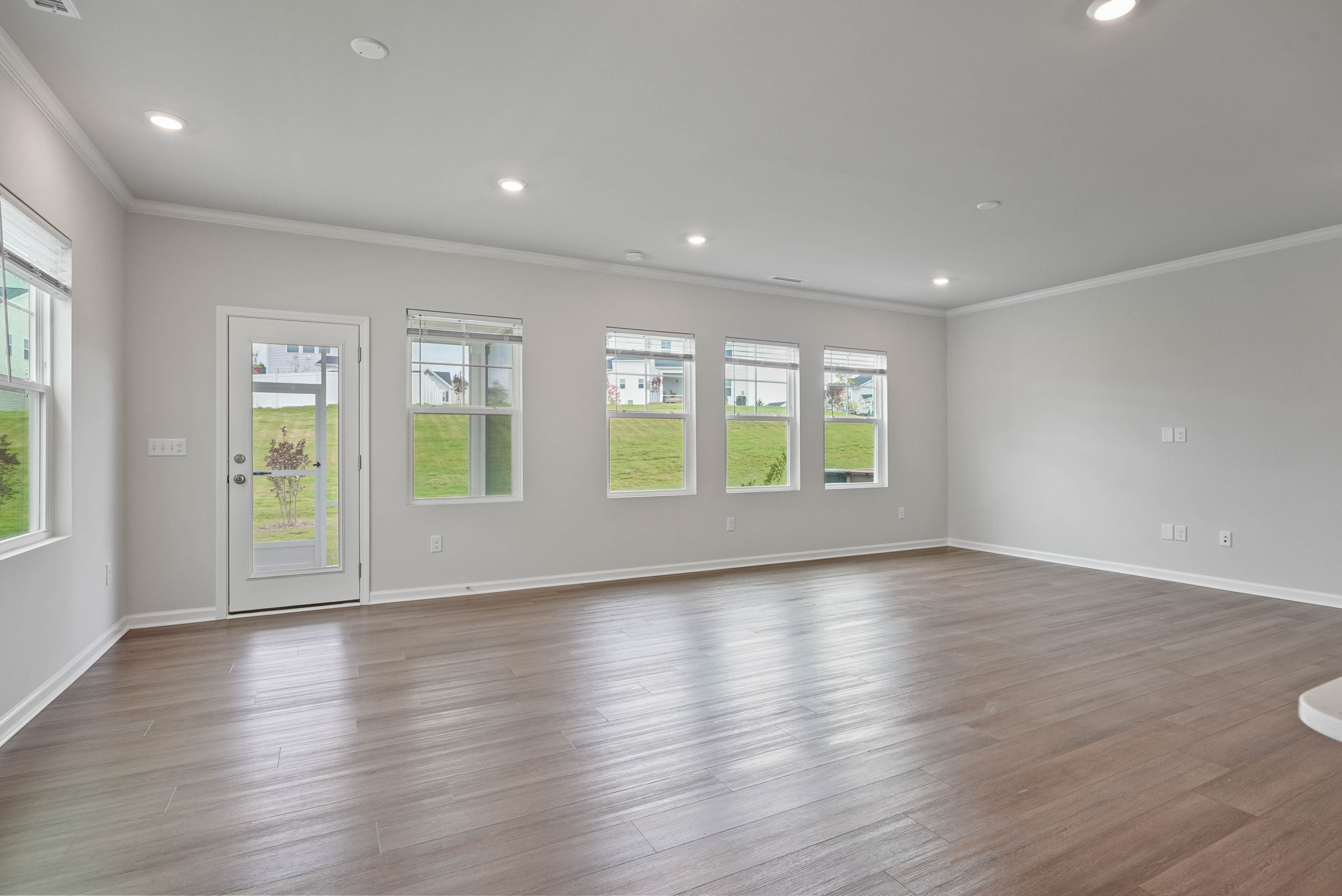 261 Eden View Bend Raleigh, NC 27610 - Photo 15 of 44 done261edenview-17.jpg
