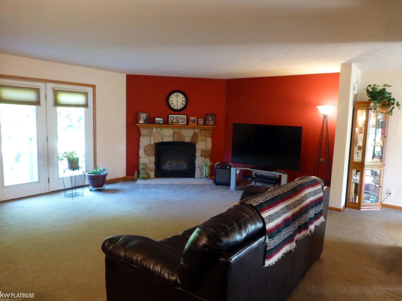 48971 Sugarbush Road Chesterfield, MI 48047 - Photo 14 of 36 Gallery Image 14