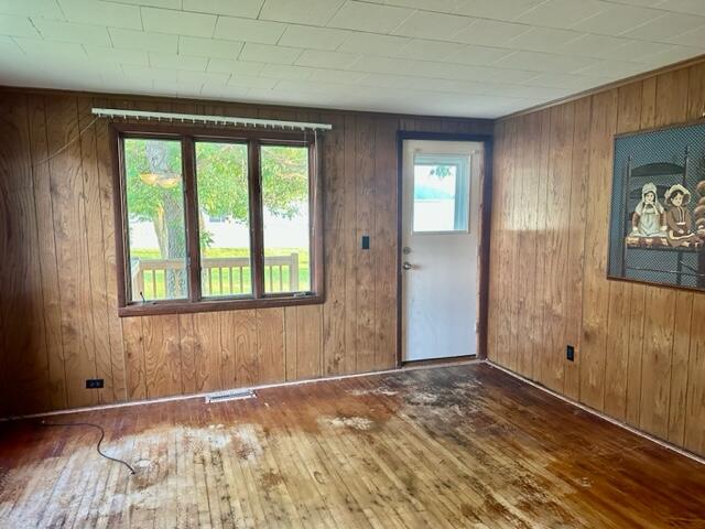 900 Locust Street Cheboygan, MI 49721 - Photo 7 of 18 Gallery Image 7