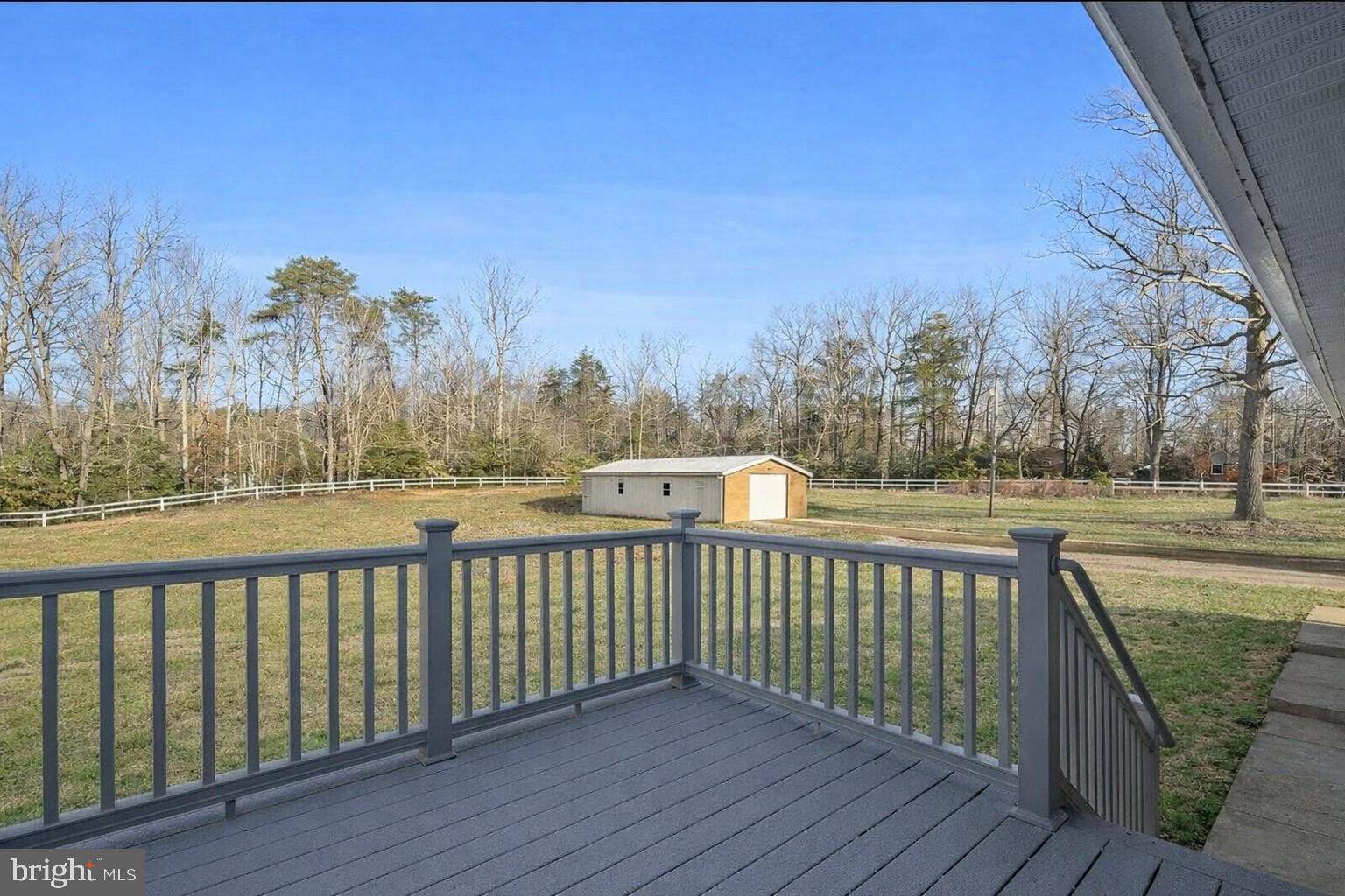 5253 Briscoe Farm Road Waldorf, MD 20601 - Photo 47 of 57 Composite deck