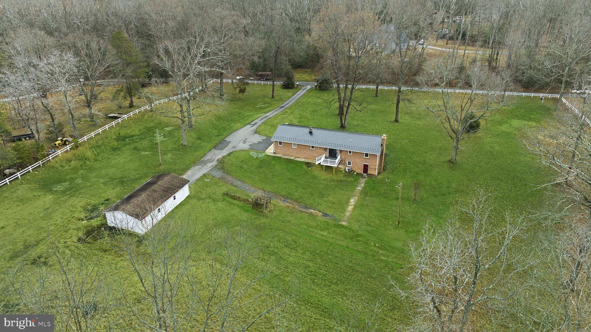 5253 Briscoe Farm Road Waldorf, MD 20601 - Photo 5 of 57 Welcome home