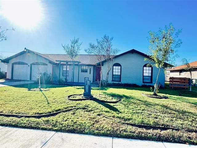 $1,915 | 513 White Wing Way, Round Rock, TX 78664